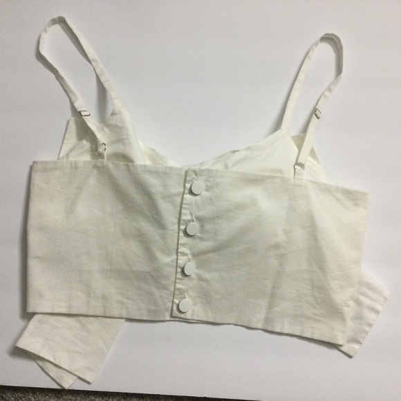 Chin Studio Floral Bow Spaghetti Strap Button Back Crop Top In Ivory Size M - Picture 2 of 6